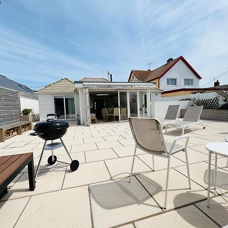 Pass The Keys Fabulous Beach Front Holiday Location Lydd Экстерьер фото