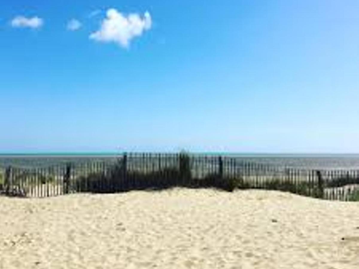 Pass The Keys Fabulous Beach Front Holiday Location Lydd Экстерьер фото