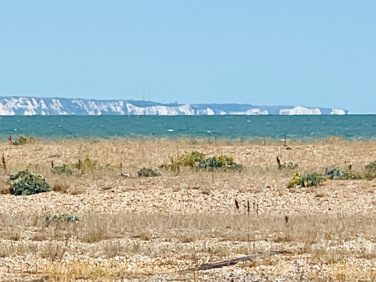 Pass The Keys Fabulous Beach Front Holiday Location Lydd Экстерьер фото