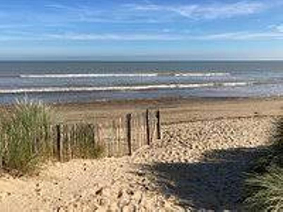 Pass The Keys Fabulous Beach Front Holiday Location Lydd Экстерьер фото
